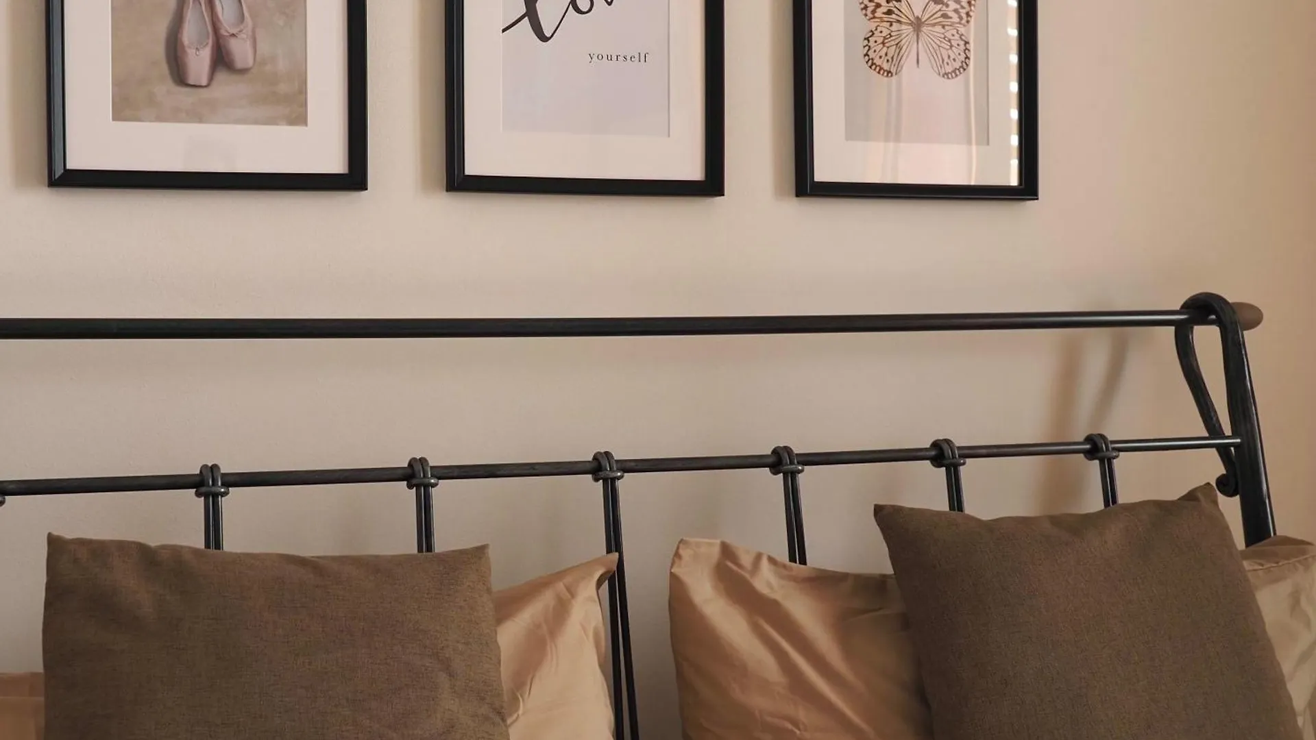 אסראלה Casa Luce Santa Tecla Apartment