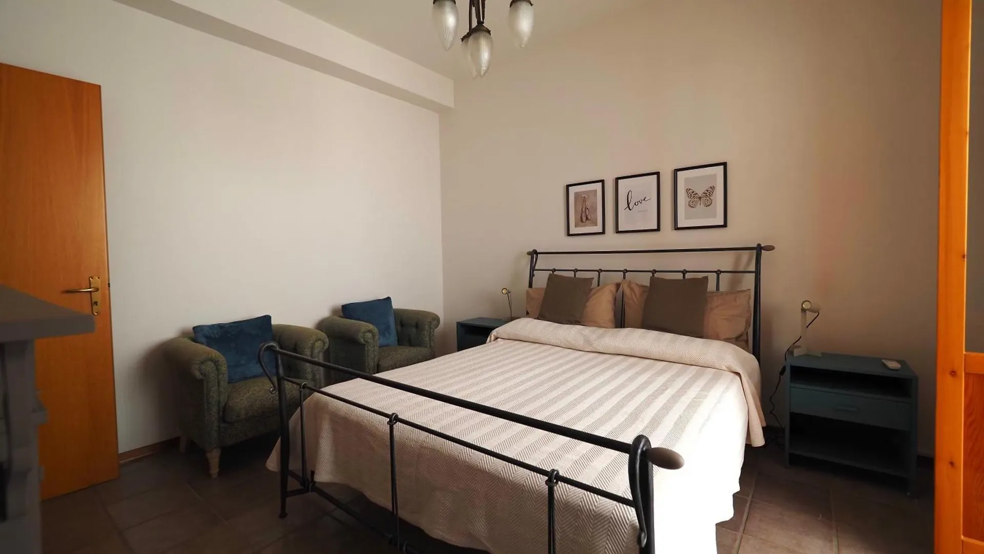 אסראלה Casa Luce Santa Tecla Apartment