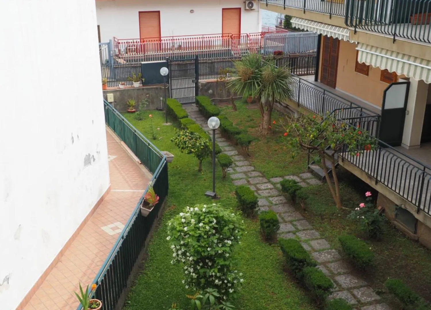 אסראלה Casa Luce Santa Tecla Apartment 0*,